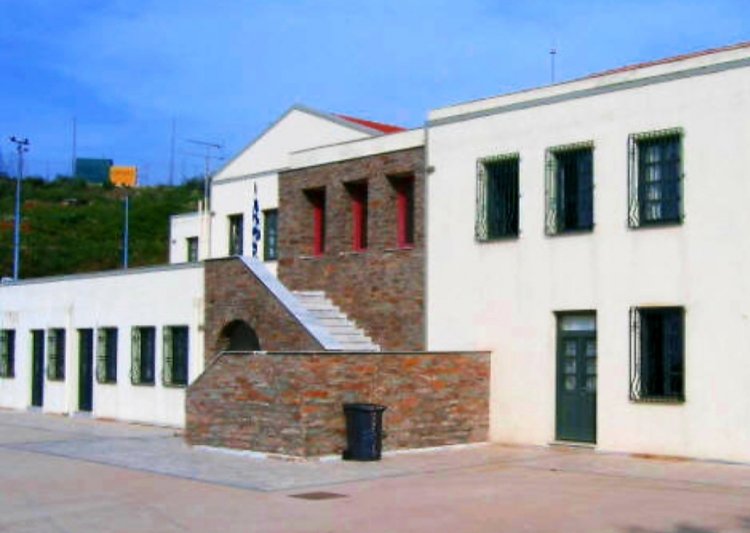 Aegean Islands: Σύναψη Διαβαθμιδικής Σύμβασης Περιφέρειας Ν.Αιγαίου και Δήμου Κέας για Σχολικά Κτίρια