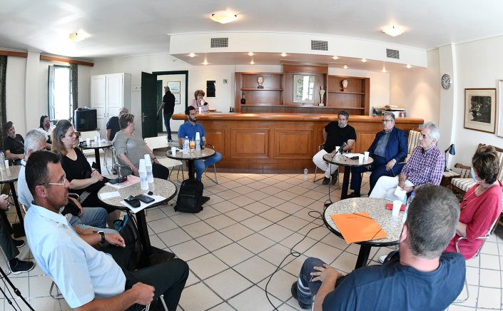 KKE Leader Koutsoubas - Santorini: Κοινός ο αγώνας και ο συντονισμός των εργαζομένων απέναντι στην ενιαία αιτία των προβλημάτων τους