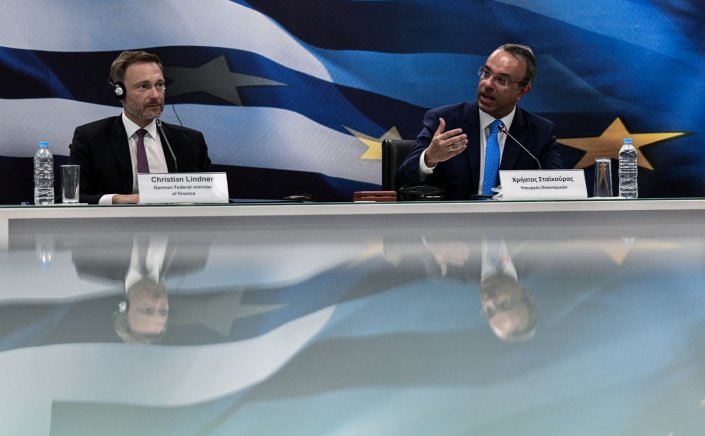 Enhanced Surveillance - Handelsblatt: Υπό δημοσιονομική εποπτεία ως το 2059 η Ελλάδα