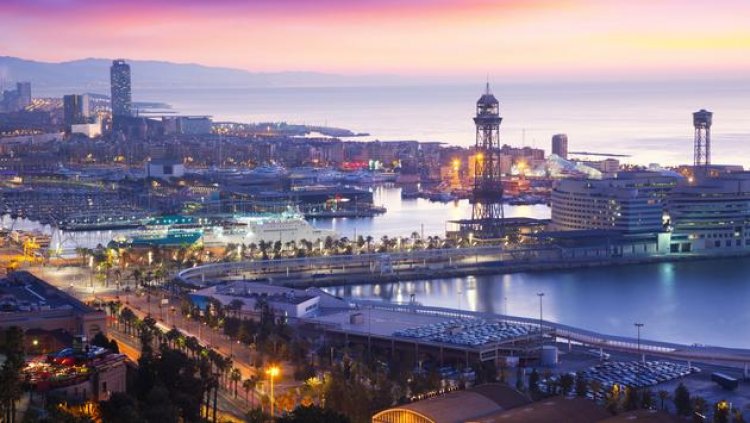 Overtourism in Barcelona: Η Βαρκελώνη επιδιώκει τον περιορισμό σε κρουαζιέρα και airbnb λόγω υπερτουρισμού