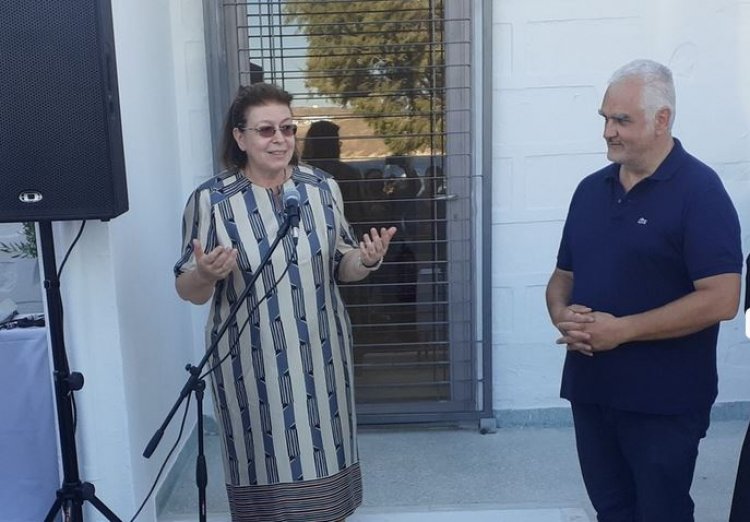 Culture Min Mendoni: Η Λίνα Μενδώνη, εγκαινίασε στη Σέριφο το Μουσείο «Περσεύς» στο κτήριο του ιστορικού Ξενία