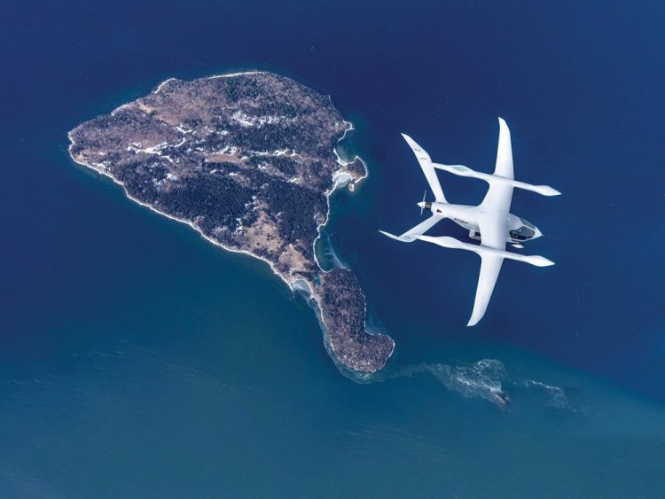 eVTOL aircraft: «Προσγειώνονται» τα αεροταξί μηδενικών ρύπων σε αστικά κέντρα και νησιά