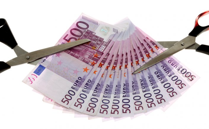 Insurance contributions: Παραγραφή οφειλών από τον ΕΦΚΑ, αν δεν έχουν αναζητηθεί μέσα σε μια 10ετία