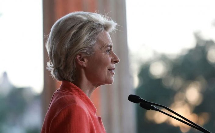 EU - Gas price cap:  Ανακρούει πρύμναν η Κομισιόν - Η φον ντερ Λάιεν θα πιέσει τους ηγέτες της ΕΕ για ανώτατο όριο τιμών στο φυσικό αέριο