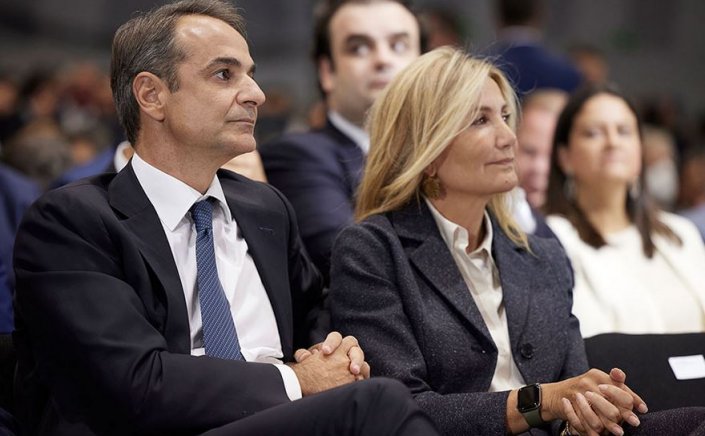 Notable Death: Πέθανε ο πατέρας της Μαρέβας Μητσοτάκη