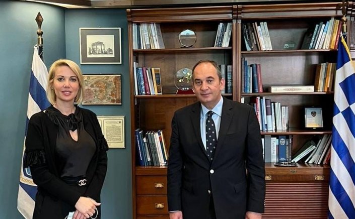 ND's MP Katerina Monogiou:  Επιχορηγήσεις συνολικού ύψους 555.060€ για τη Φολέγανδρο, την Κύθνο, την Άνδρο και την Κέα