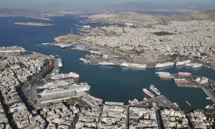 24-Hour Seafarers Strike: Δεμένα τα πλοία που αναχωρούν από Πειραιά, λόγω 24ωρης παμπειραϊκής απεργίας