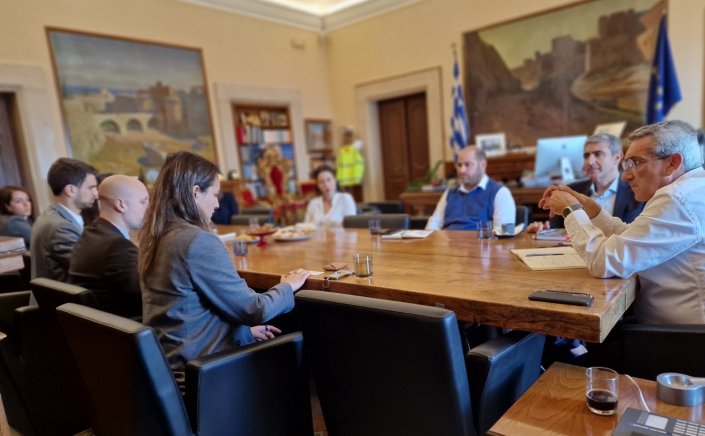 Aegean Islands - Hatzimarkos: Συνάντηση εργασίας του Περιφερειάρχη με την Amazon