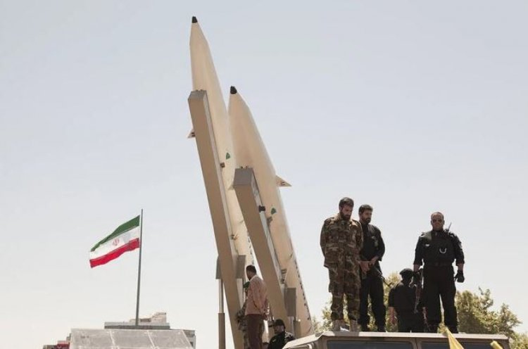 Hypersonic ballistic missile: Το Ιράν λέει ότι κατασκεύασε υπερηχητικό πύραυλο - Δεν αντιμετωπίζεται από τα γνωστά αντιπυραυλικά συστήματα
