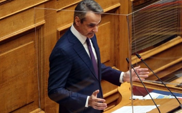 PM Mitsotakis: Όταν όλοι προσπαθούμε να κάνουμε πιο ανεκτή την καθημερινότητα, ο κ. Τσίπρας στήνει πάλι το καλάθι της αθλιότητας και του διχασμού