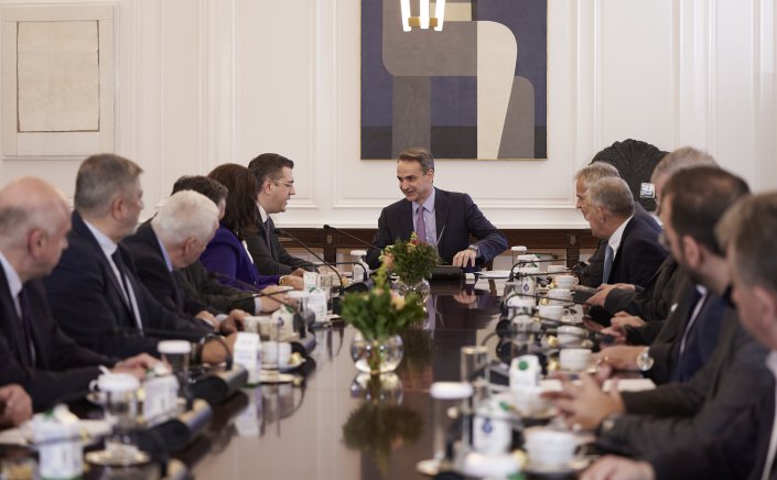 PM Mitsotakis: Οι Περιφέρειες είναι αναπτυξιακός πυλώνας της οικονομίας και ο θεσμός εγγύτερα στους πολίτες