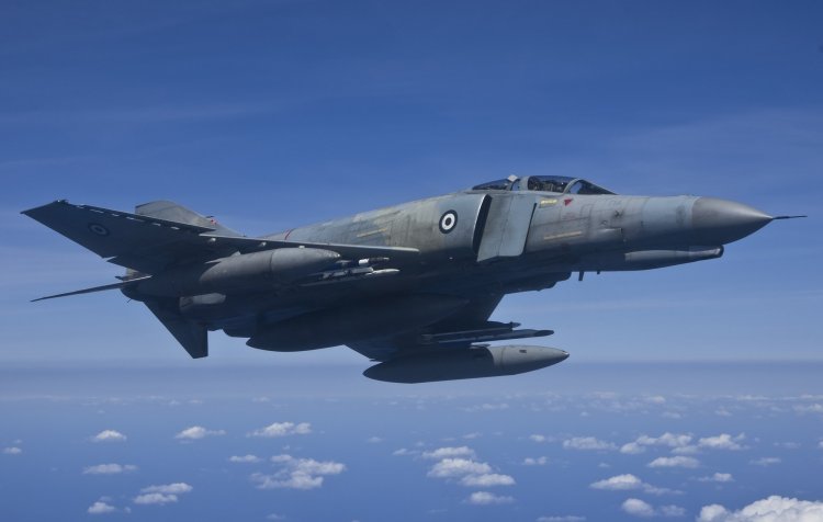 HAF: Έπεσε μαχητικό Phantom F-4 στη θάλασσα νότια της Ανδραβίδας - Δεν έχουν εντοπιστεί οι πιλότοι