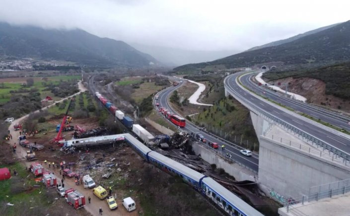Train collision: Τα 11 μέτρα στήριξης συγγενών θυμάτων, τραυματιών και επιβαινόντων στο σιδηροδρομικό δυστύχημα των Τεμπών