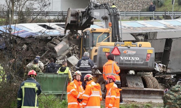 Tempi Train crash: Αποκαλύψεις για τον επιθεωρητή του ΟΣΕ - Πήγε στο σημείο, είδε «εκατόμβη» και πήρε αναρρωτική