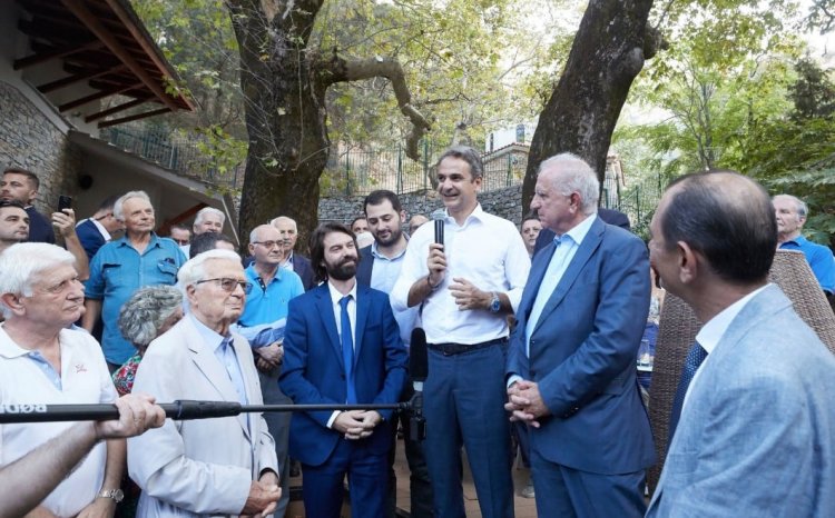 PM Mitsotakis: Να κάνουμε όλοι μαζί τον αγώνα της μεγάλης συμπόρευσης και συστράτευσης για μια καλύτερη Ελλάδα