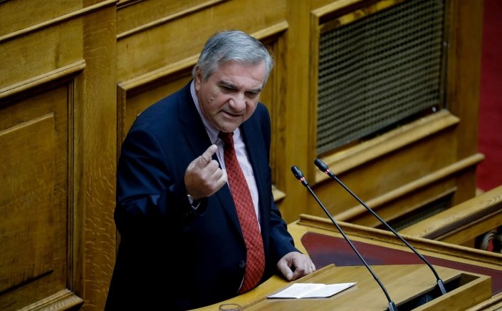 Pasok - Kinal: Θύελλα στο ΠΑΣΟΚ μετά την απόφαση Ανδρουλάκη για έξωση Καστανίδη από τη Βουλή