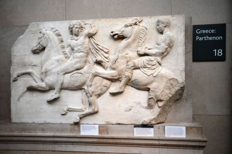 Elgin Marbles Are Not Britain’s: Τα Γλυπτά του Παρθενώνα δεν είναι της Βρετανίας για να τα κρατήσει [Bloomberg]