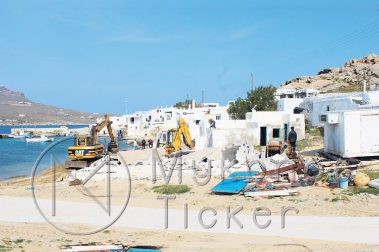 Illegal construction on Mykonos: Μπουλντόζες στη Μύκονο με εντολή εισαγγελέα για την κατεδάφιση πολυτελών αυθαιρέτων