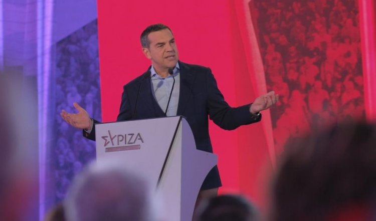 SYRIZA leader Alexis Tsipras: Ο Κ. Μητσοτάκης διεκδικεί η ψήφο του λαού να ξεπλύνει τα ατοπήματα του απέναντι στη δημοκρατία