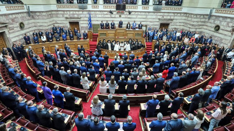 Opening of Parliament: Ορκίζεται σήμερα η νέα Βουλή