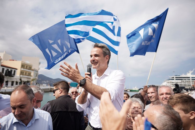 Mitsotakis in Agios Nikolaos: Αναγκαιότητα η στήριξη των μικρομεσαίων και η αύξηση μισθών