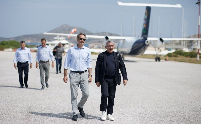 Forming  new government: Οι αλλαγές που σχεδιάζει σε υπουργεία - Ποια θα συγχωνευτούν, ποια θα «σπάσουν», πώς θα γίνει το rotation