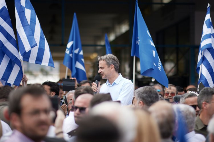 ND Leader Mitsotakis: Θα στηρίξουμε την οικογένεια, θα αυξήσουμε μισθούς και συντάξεις