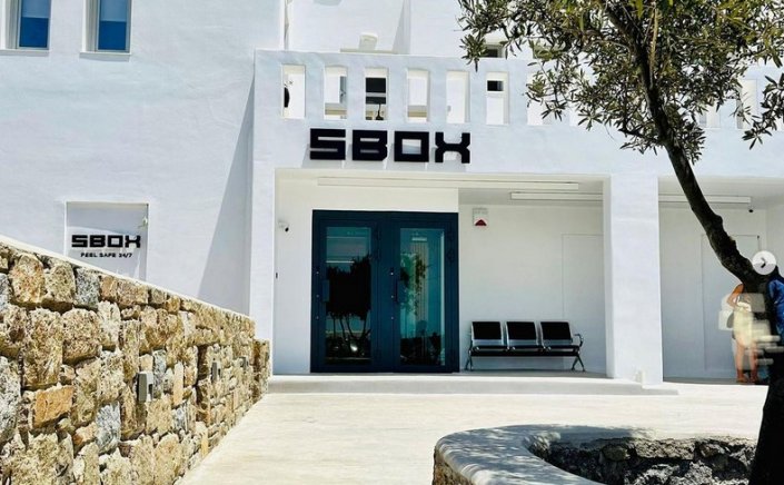 Mykonos Safe Deposit Box - SBOX: Η πρώτη αδειοδοτημένη εταιρεία μίσθωσης Θυρίδων θησαυροφυλακίου, με την δυνατότητα ακόμη και της ημερήσιας μίσθωσης, ανοικτή 24 ώρες το 24ωρο στην Μύκονο
