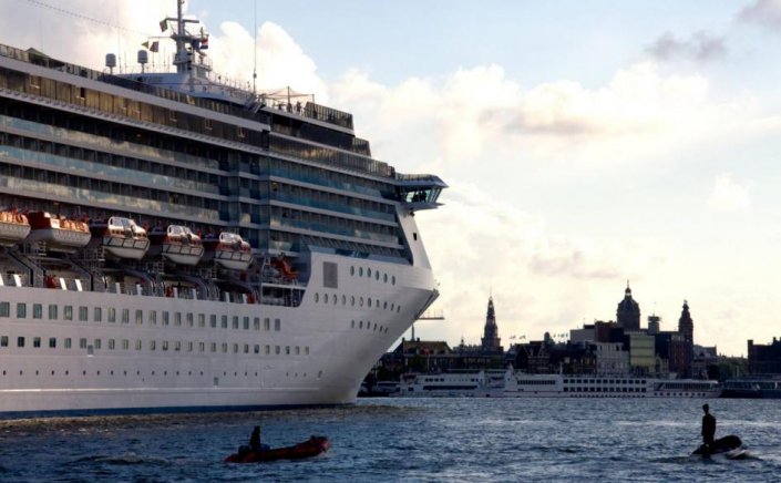 Combating Overtourism: Τέλος τα κρουαζιερόπλοια στο κέντρο του Άμστερνταμ