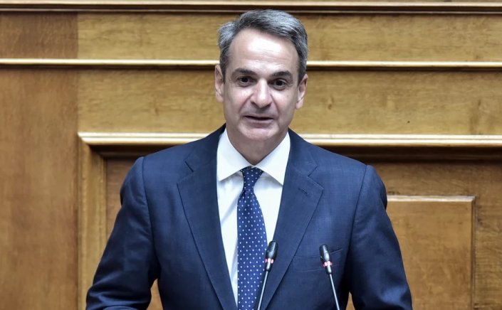 PM Mitsotakis: Οι αυξήσεις προσφέρουν σε κάθε δημόσιο υπάλληλο έναν επιπλέον μισθό τον χρόνο