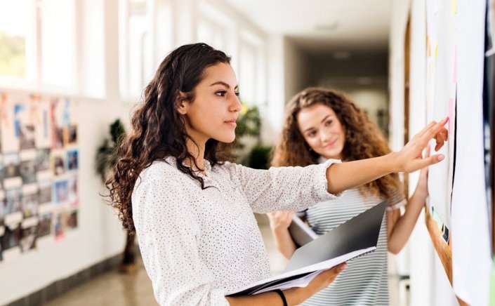 Panhellenic exams results: Ανακοινώθηκαν οι βαθμοί των μαθητών - Πού μπορείτε να δείτε τα αποτελέσματα