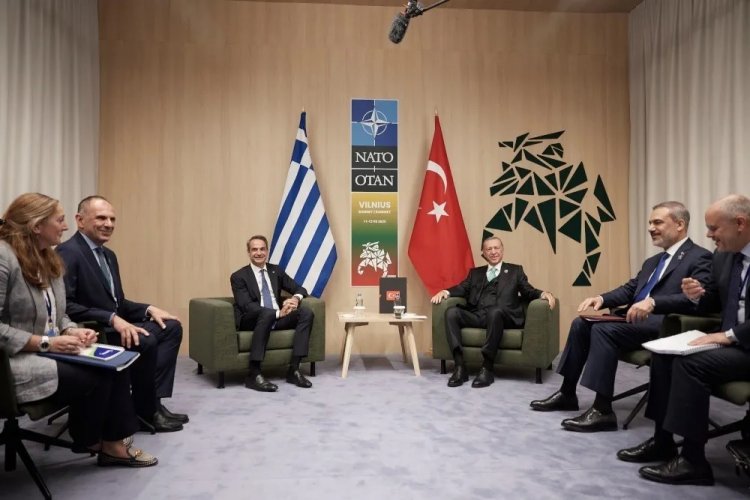 Mitsotakis-Erdogan meet in Vilnius: Μία ώρα κράτησε η συνάντηση Μητσοτάκη με Ερντογάν στο Βίλνιους - “Ειλικρινής συζήτηση σε θετικό κλίμα”