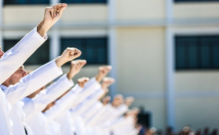 Panhellenic Exams 2023: Πρόσκληση επιτυχόντων-ουσών για κατάταξη στη Σχολή Ναυτικών Δοκίμων