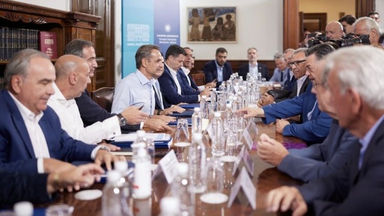 PM Mitsotakis: Σε εξέλιξη οι συναντήσεις του Κυρ. Μητσοτάκη στη Θεσσαλονίκη με παραγωγικούς και επιστημονικούς φορείς