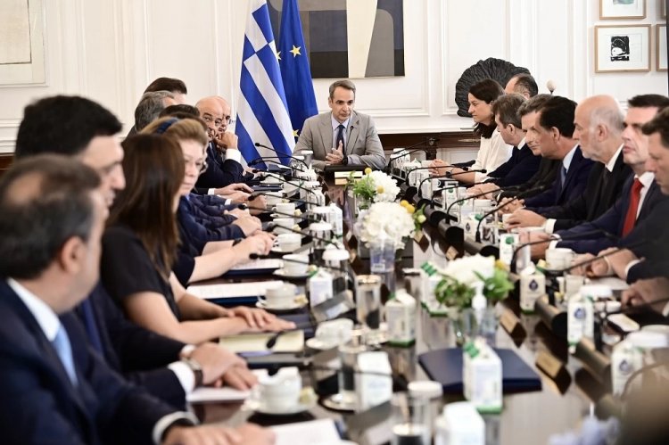 In Forming New Cabinet: Στο επίκεντρο του Υπουργικού Συμβουλίου Νομοσχέδιο για αναμόρφωση του συστήματος «διακυβέρνησης» των ΟΤΑ