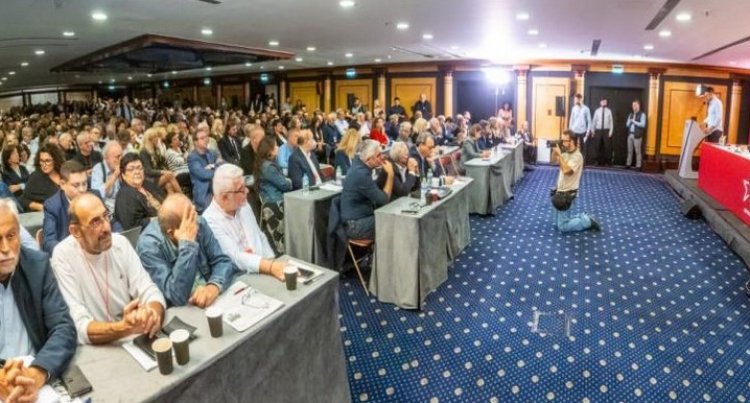 SYRIZA-PA Central Committee: Ολοκληρώθηκε η ΚΕ του ΣΥΡΙΖΑ - «Όσοι εκτοξεύουν ύβρεις και συκοφαντίες δεν μπορούν να εκπροσωπούν το κόμμα»