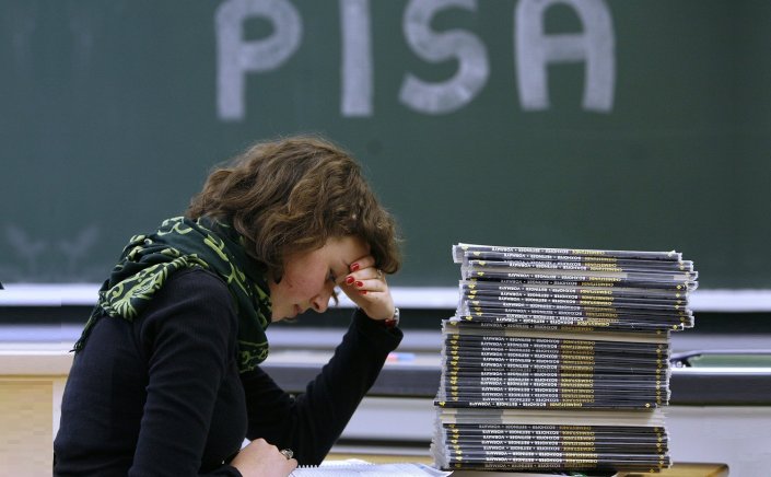 PISA: Απογοητευτικά τα αποτελέσματα των Ελλήνων μαθητών στον τελευταίο διαγωνισμό!! Ελληνική πανωλεθρία στα Μαθηματικά...
