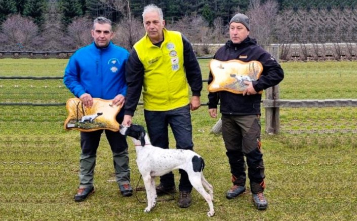 Campeão da Europa Galinhola: Η Gouzelpe Mado  των Γιώργου Καλαμαρά και Δημήτρη Γκουζούνα κατέκτησε το Τρόπαιο μπεκάτσας ΟΚΑΔΕ 2023