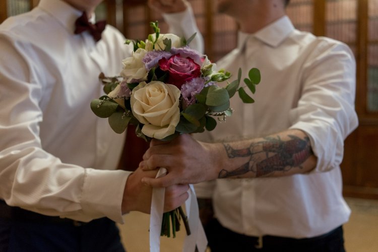 Same-Sex Marriage: Στα «θρανία» σήμερα το δεύτερο γκρουπ των βουλευτών της ΝΔ – Αρκετοί οι διαφωνούντες