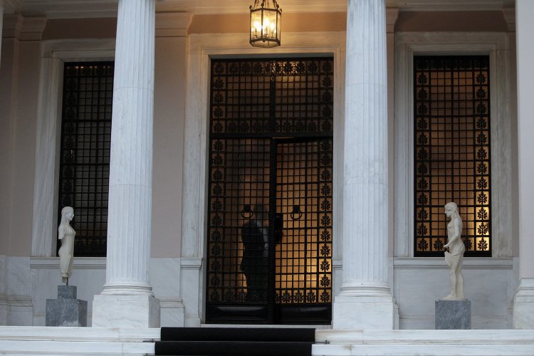 Pre-election period: Το Μαξίμου άρχισε τους γρίφους για τις ευρωεκλογές