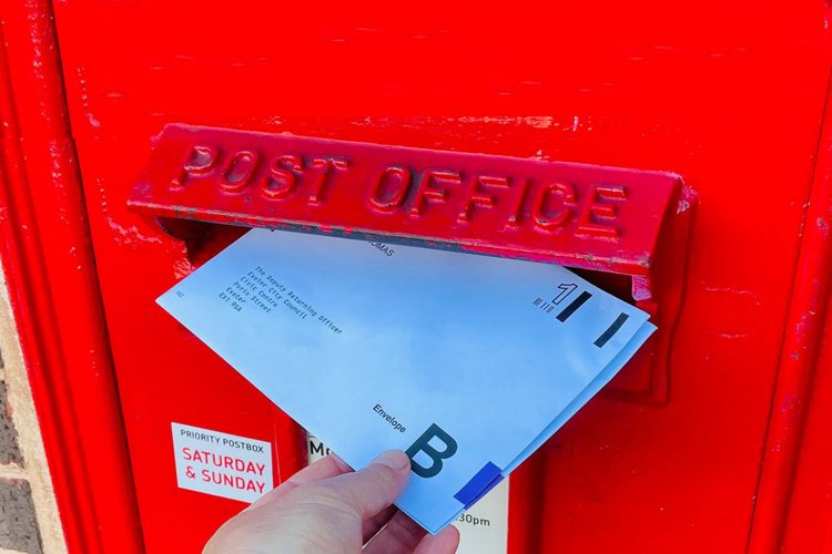 Postal vote: Γυρίζουν την πλάτη στην επιστολική ψήφο οι ομογενείς