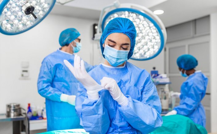 Afternoon surgeries at state hospitals: Πώς θα κλείνουμε ραντεβού για επέμβαση επί πληρωμή στα απογευματινά χειρουργεία [ΦΕΚ]