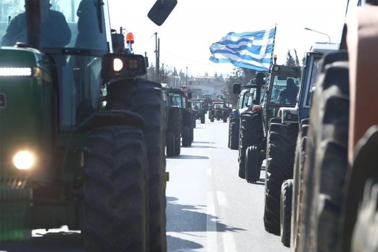 Farmers protest: «Ποταμός» από τα τρακτέρ στην Αθήνα εάν δεν ικανοποιηθούν οι αγρότες - Ξεκινούν αποκλεισμοί Εθνικών Οδών