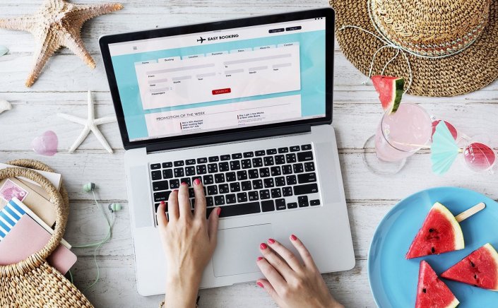 Booking Your Holiday: Το λάθος που κοστίζει ακριβά, σε πολλούς ταξιδιώτες, όταν κάνουν κράτηση για διακοπές!!