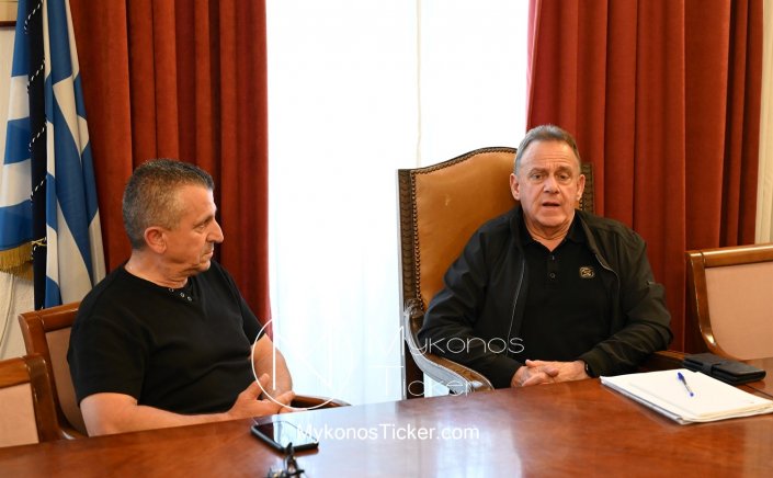 Χρήστος Βερώνης για την αδιάλειπτη επιτήρηση και συντήρηση των δικτύων της ΔΕΥΑΜ και την νέα αφαλάτωση στην Άνω Μερά - Πού απέδωσε την πτώση πίεσης του νερού [Videos]