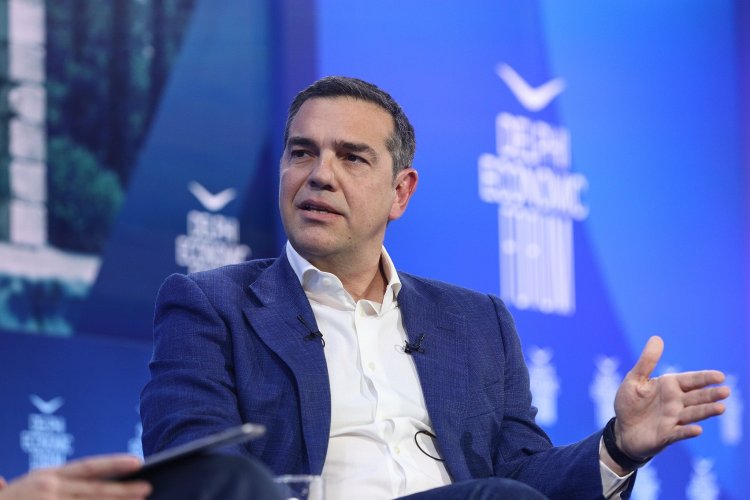 Ex - PM Tsipras: Θα είμαι παρών στην πολιτική ζωή - Το μήνυμα του πρώην πρωθυπουργού
