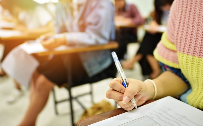 Panhellenic Exams 2025: Ανακοινώθηκε το πρόγραμμα για τις Πανελλήνιες 2025!! Πότε θα δοθεί το πρώτο μάθημα, οι ημερομηνίες & τα μαθήματα [Έγγραφο]