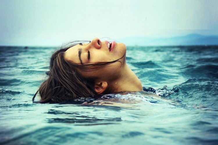 Γιατί η θάλασσα κάνει καλό στην υγεία μας!!