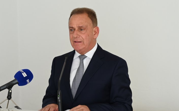 Xpήστos Bεpώvηs: Συνεχίζουμε τον σχεδιασμό και την υλοποίηση λύσεων που ενισχύουν την κοινωνική συνοχή και εξασφαλίζουν αξιοπρεπή διαμονή εργαζομένων στο νησί