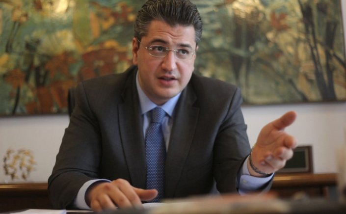 Political Developments: Μόνος «δελφίνος» ο Δένδιας!! Εκτός παιχνιδιού σε αυτή τη φάση ο «Τζιτζι»!!